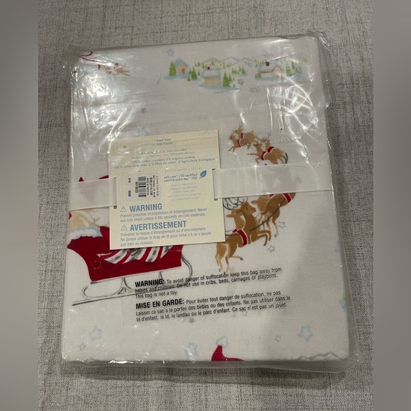 Pottery Barn Kids Baby flannel fitted Christmas crib sheet. NWT in package. - Picture 3 of 8